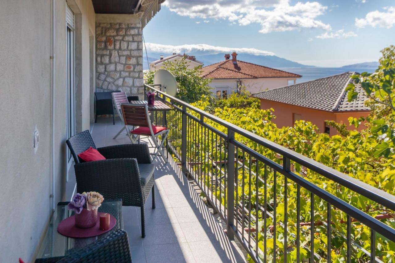 Apartments Lord Novi Vinodolski Extérieur photo